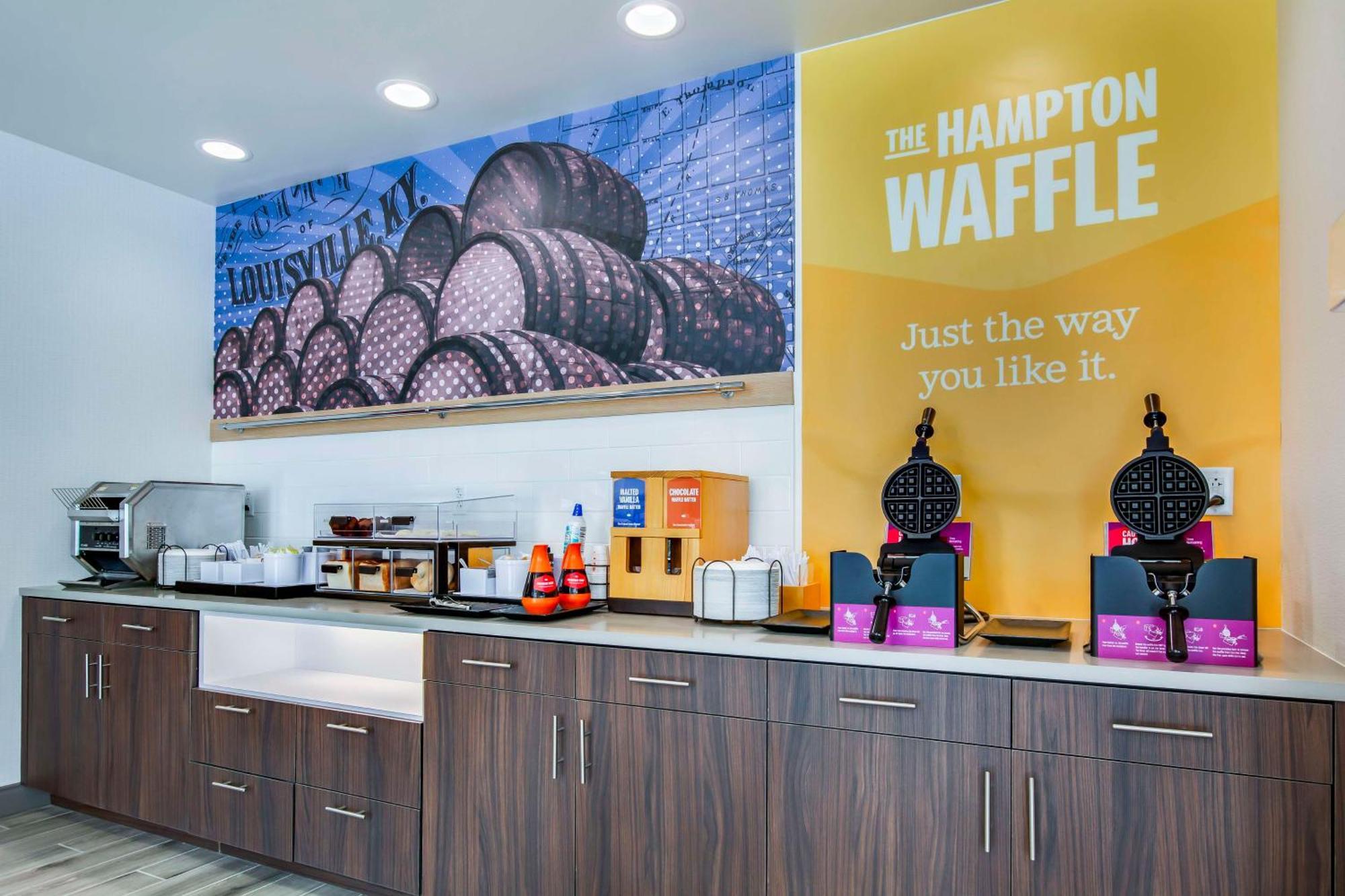 Hampton Inn & Suites By Hilton Louisville East Oxmoor ภายนอก รูปภาพ