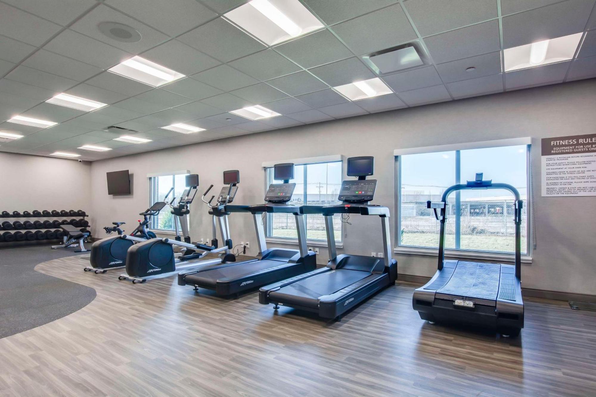 Hampton Inn & Suites By Hilton Louisville East Oxmoor ภายนอก รูปภาพ